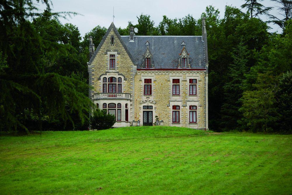 Chateau La Thuiliere Saint-Front-de-Pradoux ภายนอก รูปภาพ