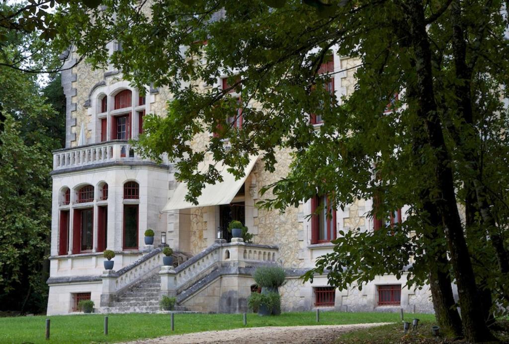 Chateau La Thuiliere Saint-Front-de-Pradoux ภายนอก รูปภาพ